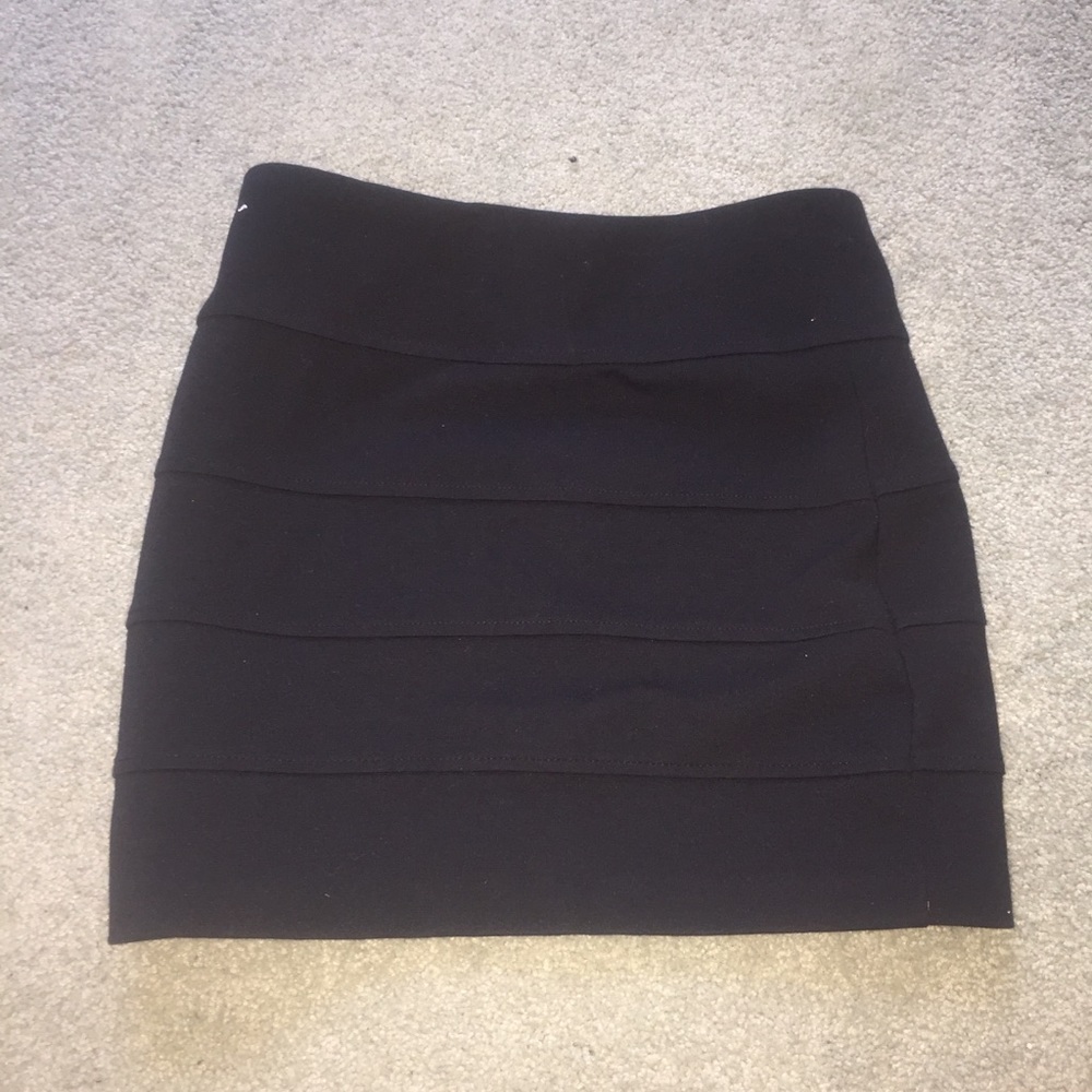 black pencil skirt